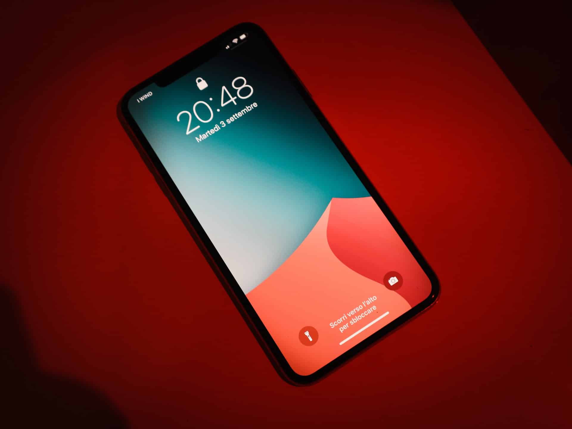 Det bør du overveje inden køb af en mobiltelefon til dit barn