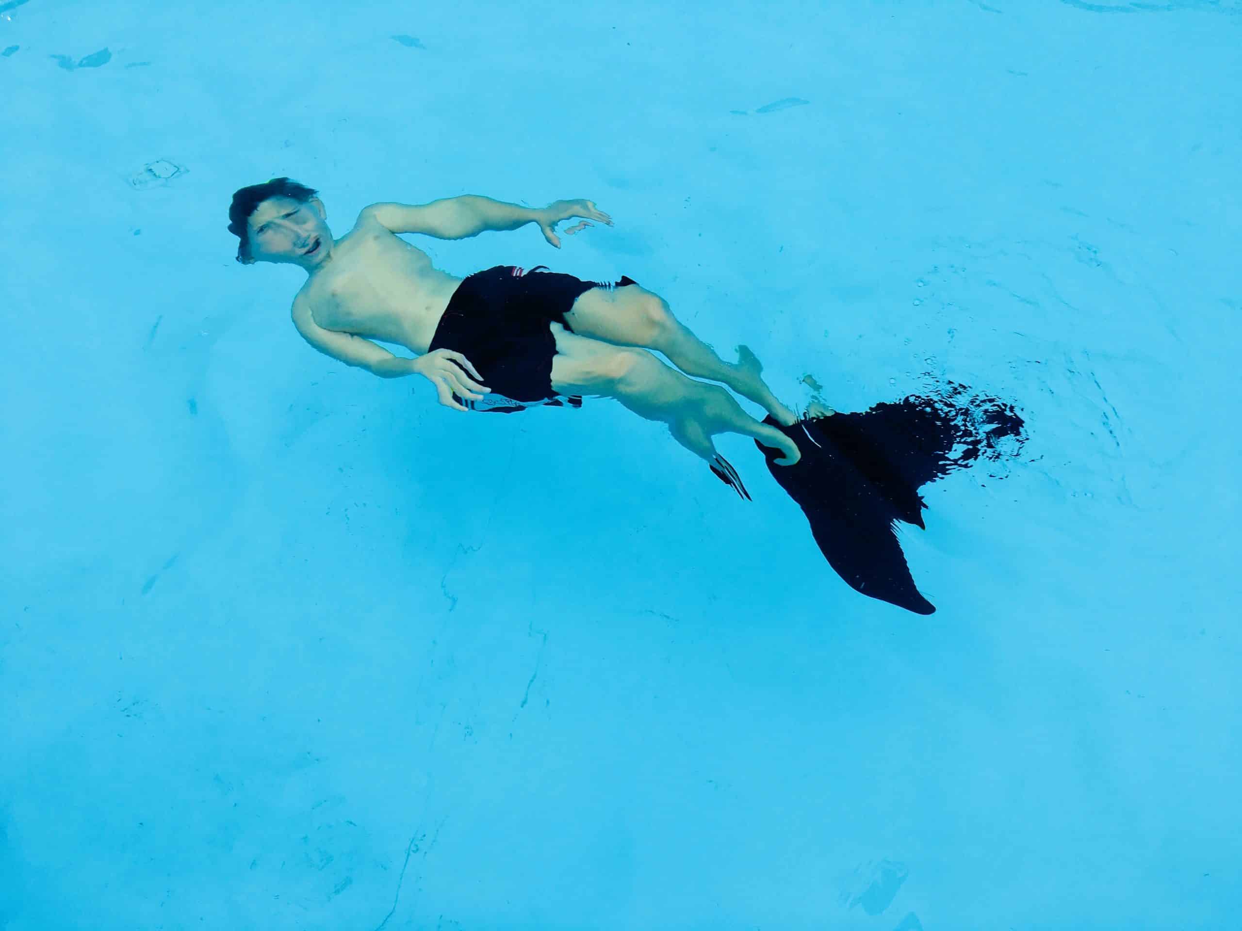 Nyd sommeren med en fritstående pool i haven